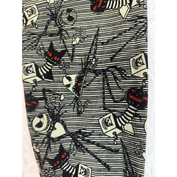 Lot of 2 Disney x LuLaRoe Nightmare Before Christmas Jack / Sally Leggings OSFM* - Picture 2 of 16